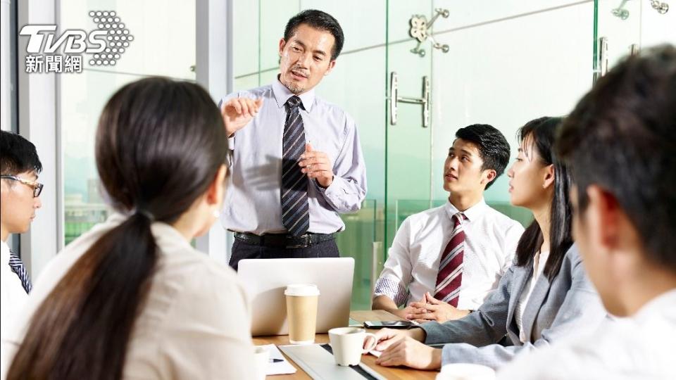 雇主須向勞工主動安排安全衛生教育。（示意圖／shutterstock達志影像）