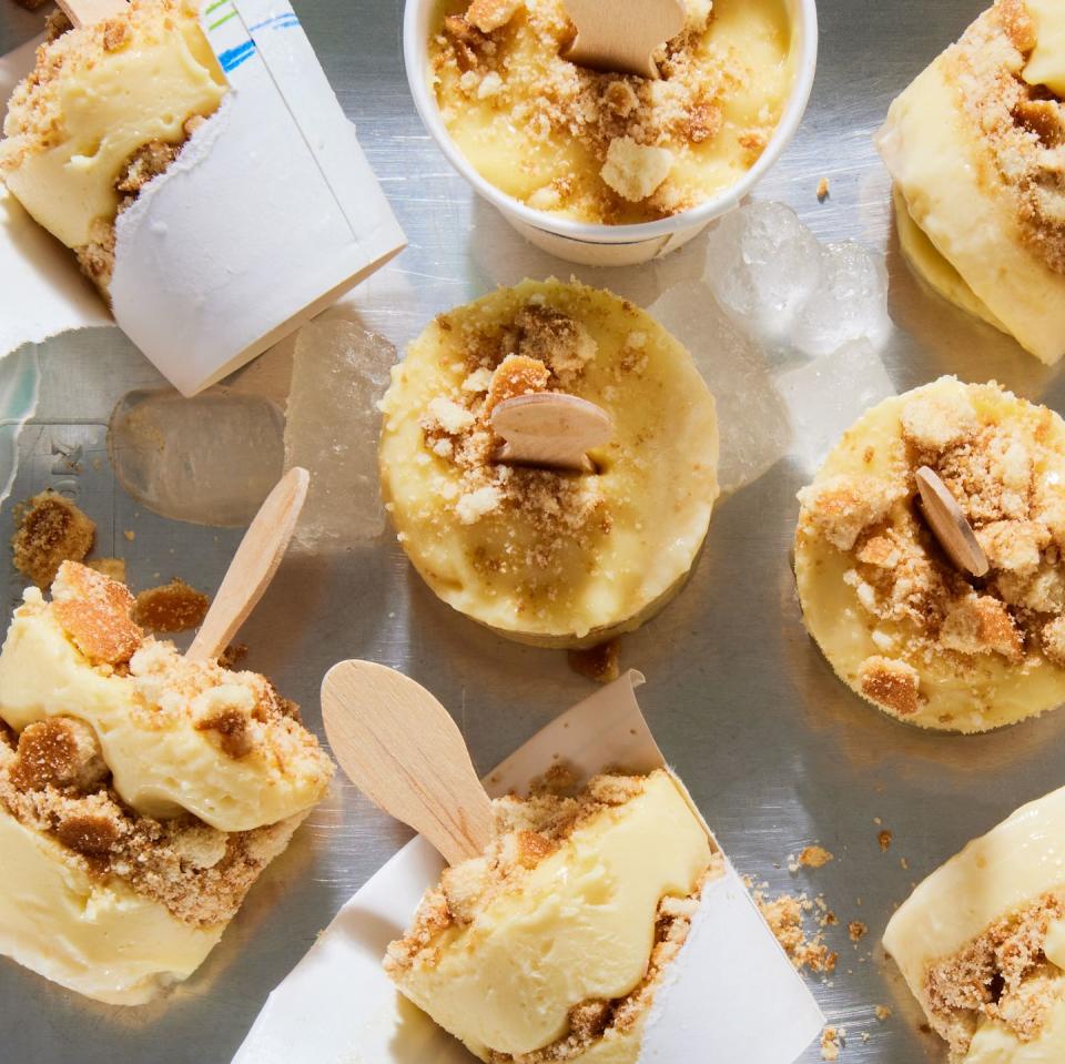 banana pudding pops with sprinkled graham cracker crumbs