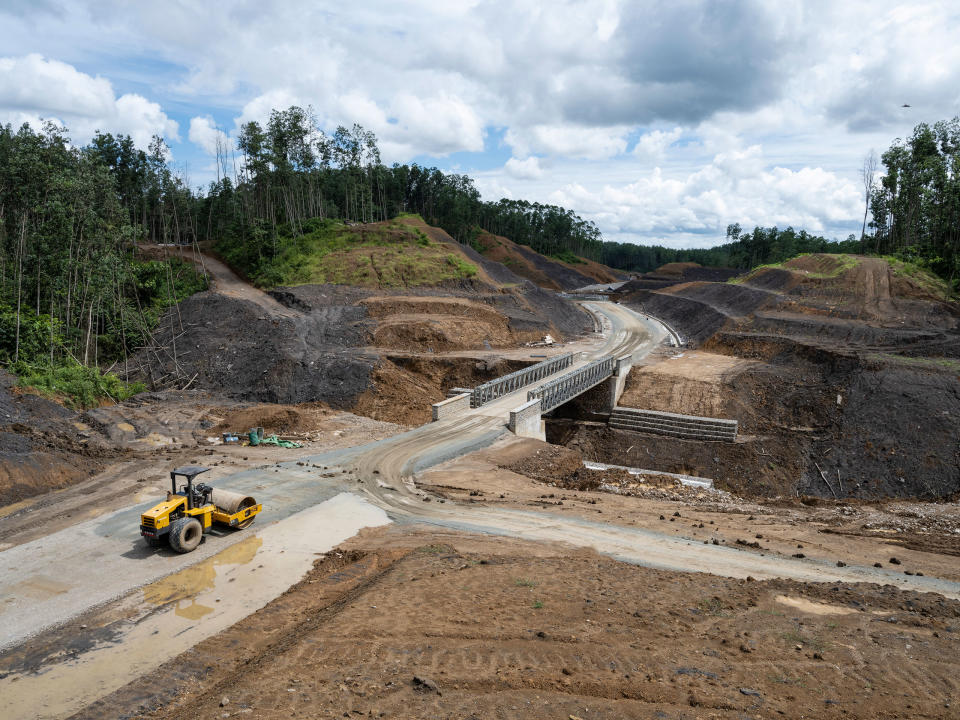 The construction site for a new road near Titik Nol, or Ground Zero, the spot where the centre of the new Indonesian capital, Nusantara, will be built, in August 2022.<span class="copyright">Nick Hannes—Panos Pictures/Redux</span>