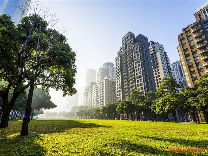 台中之肺中央公園帶動水湳經貿園區成建商兵家必爭之地，五億高中生父親投資眼光獨到，土地均坐落在西北屯，靠重劃身價數十倍漲。（示意圖／21世紀不動產）