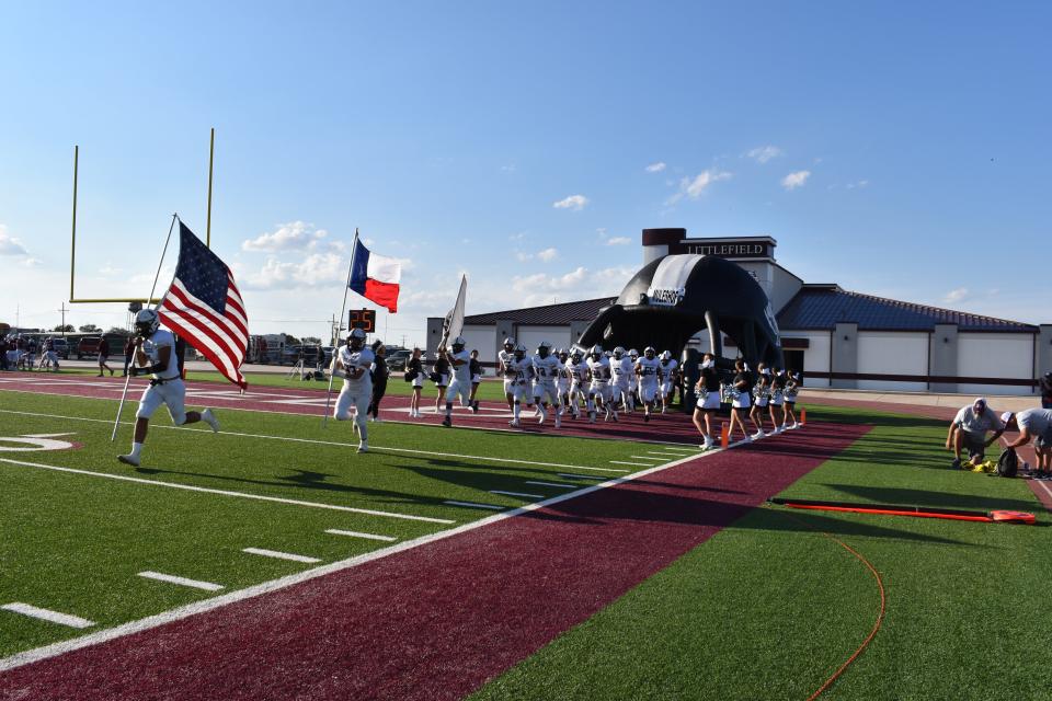 Muleshoe takes the field against Littlefield on Friday, Aug. 26, 2022