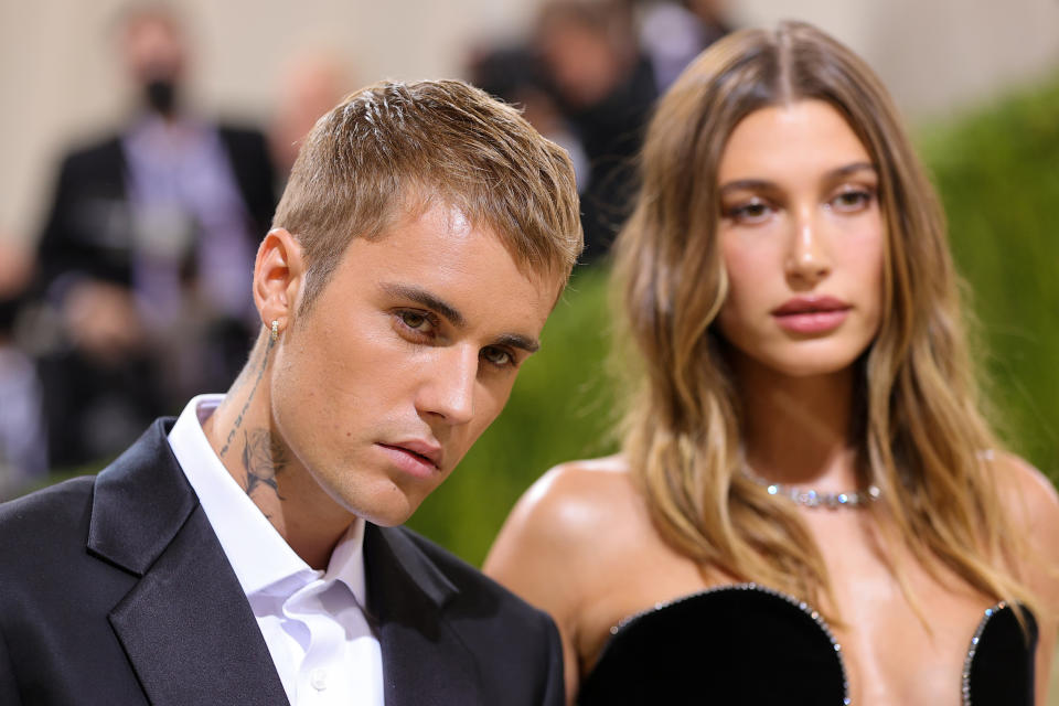 NEW YORK, NEW YORK - SEPTEMBER 13: Justin Bieber and Hailey Bieber attend The 2021 Met Gala Celebrating In America: A Lexicon Of Fashion at Metropolitan Museum of Art on September 13, 2021 in New York City. (Photo by Theo Wargo/Getty Images)