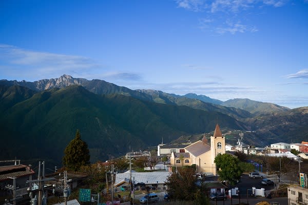 ▲全台最高的梨山耶穌堂，是熱門旅遊打卡點。（圖/參山處）