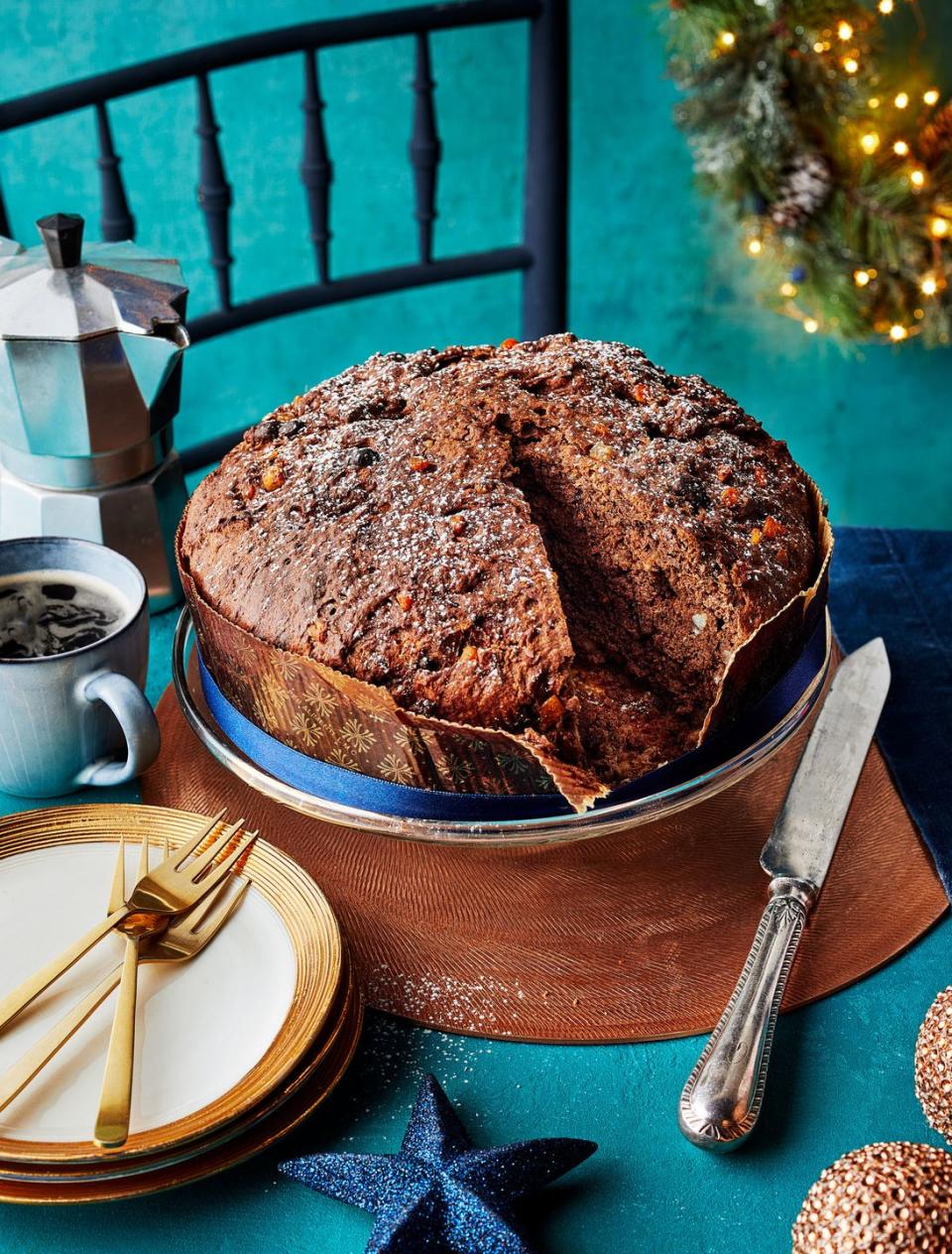 chocolate and orange panettone