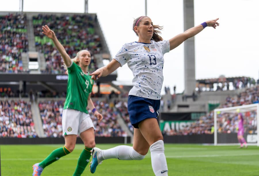 Ireland v USWNT