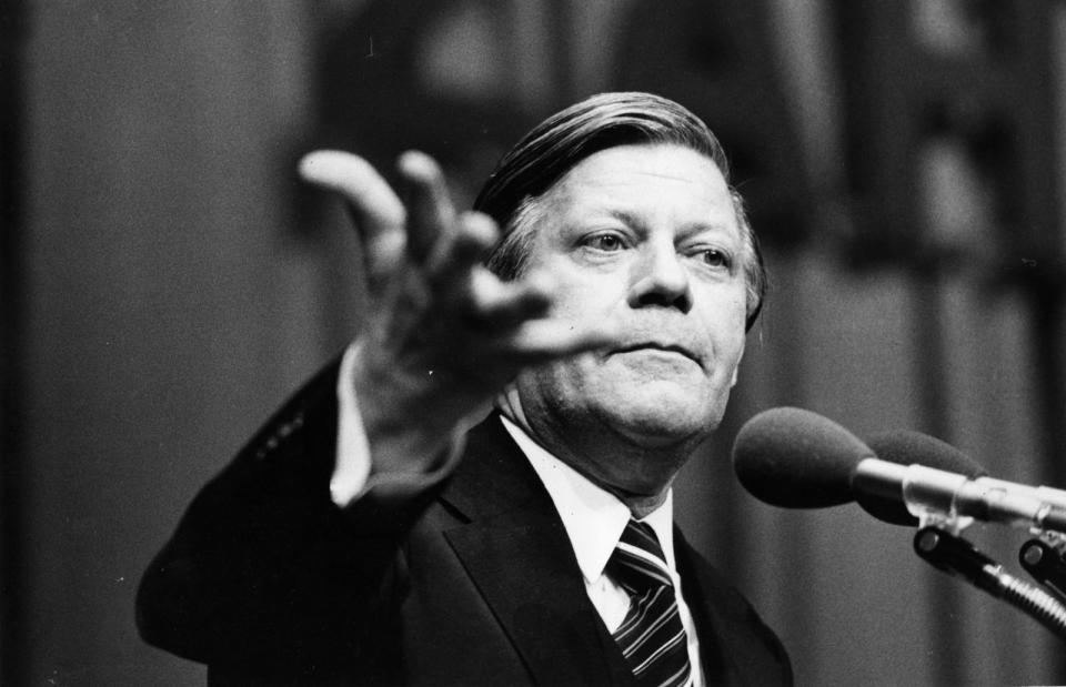 Helmut Schmidt (1974-1982)