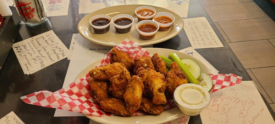 Brooks Burgers' wing presentation.