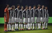 Football Soccer - Juventus v Atalanta - Italian Serie A - Juventus stadium, Turin, Italy - 3/12/16 - Juventus' players observe a minutes silence as respect for the victims of the Colombia plane crash containing the Chapecoense players and staff . REUTERS/Giorgio Perottino