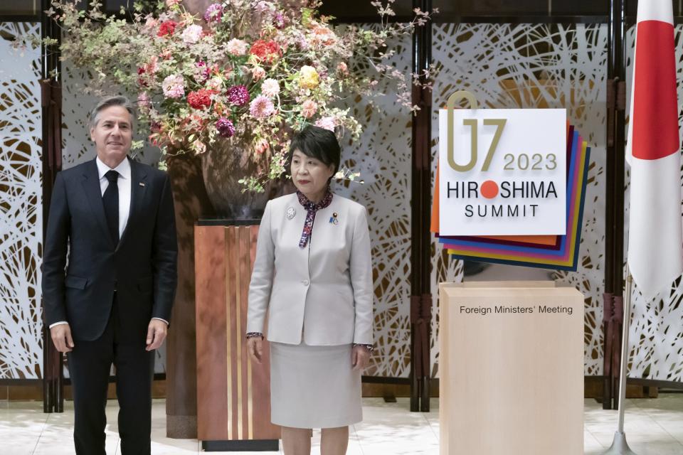 U.S. Secretary of State Antony Blinken, left, and Japan's Foreign Minister Yoko Kamikawa, ahead of the working dinner during the G7 Foreign Ministers' Meeting at the Iikura Guest House, Tuesday Nov. 7, 2023 in Tokyo, Japan. (Tomohiro Ohsumi/Pool via AP)