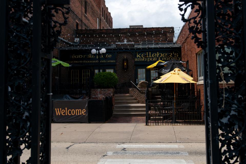 Outdoor dining is available at Kelleher's Irish Pub & Eatery in Peoria.