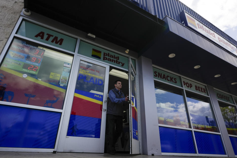 Plaid Pantry President and CEO Jonathan Polonsky leaves a Plaid Pantry convenience store after a news conference on Tuesday, April 9, 2024, in Portland, Ore. A ticket matching all six Powerball numbers in Saturday's $1.3 billion jackpot was sold at the store. (AP Photo/Jenny Kane)