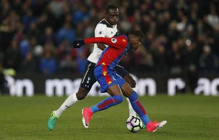 Britain Soccer Football - Crystal Palace v Tottenham Hotspur - Premier League - Selhurst Park - 26/4/17 Crystal Palace's Wilfried Zaha in action with Tottenham's Moussa Sissoko Action Images via Reuters / Matthew Childs Livepic