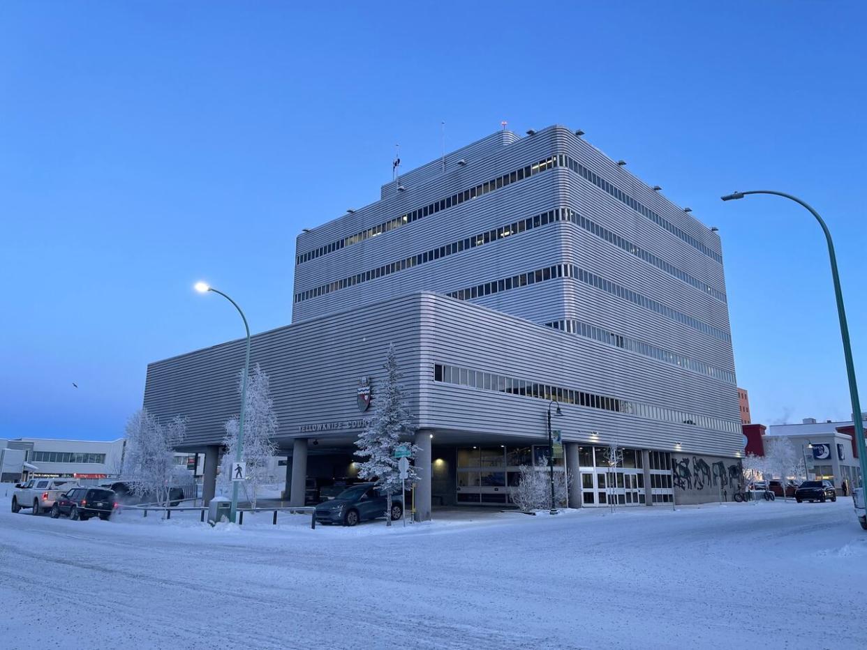 The courthouse in Yellowknife. Catherine Mallon is currently representing herself in her ongoing defamation case against the Town of Norman Wells, where she served as SAO from 2015 to 2018. (Robert Holden/CBC - image credit)