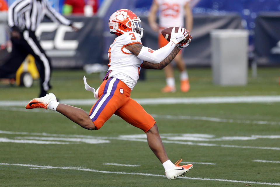 CHARLOTTE, NORTH CAROLINA - DECEMBER 19: Wide receiver Amari Rodgers #3 of the Clemson Tigers catches a 67-yard touchdown pass in the first quarter against the Notre Dame Fighting Irish during the ACC Championship game at Bank of America Stadium on December 19, 2020 in Charlotte, North Carolina. (Photo by Jared C. Tilton/Getty Images)