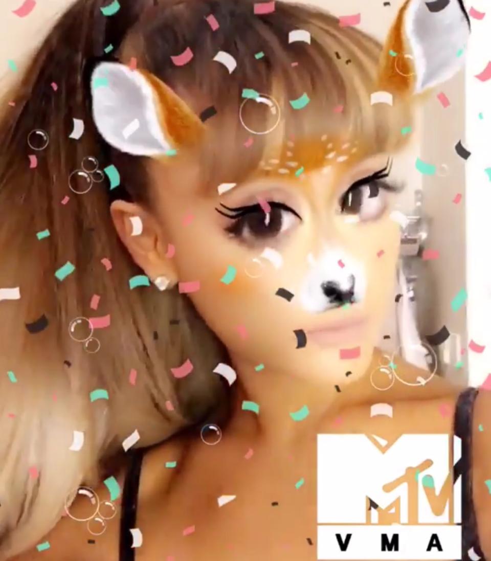 And Ariana made full use of the MTV VMA geotag on her own account.