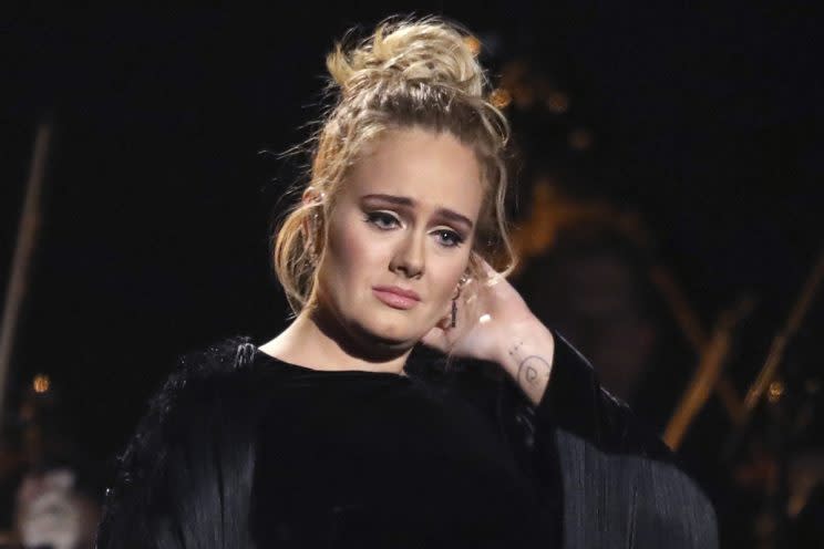 Insgesamt wollte Adele 123 Shows auf ihrer großen „25“-Tournee geben. Die letzten beiden musste sie absagen. (Bild: AP Photo)