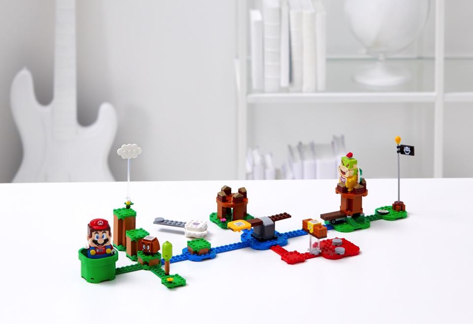 Lego Super Mario