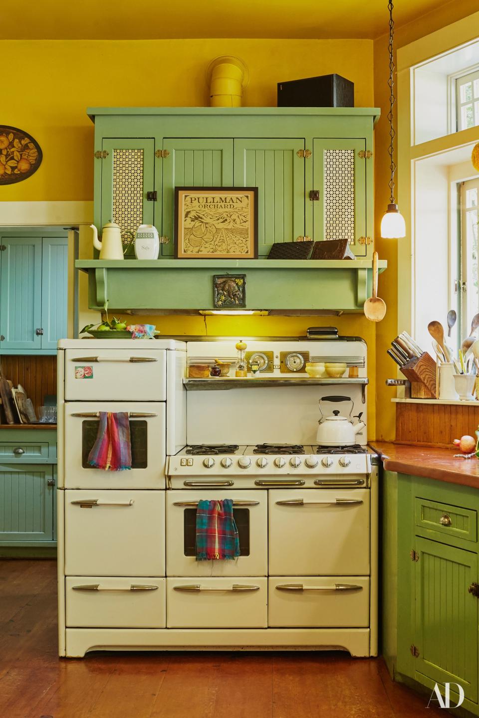 The vintage O'Keefe & Merritt stove from 1954 was purchased from a neighbor who didn't quite have a home for it. It was fate that the Pullmans had a perfect place for it in their kitchen. The unique piece has doors that open on the left instead of on the right side.