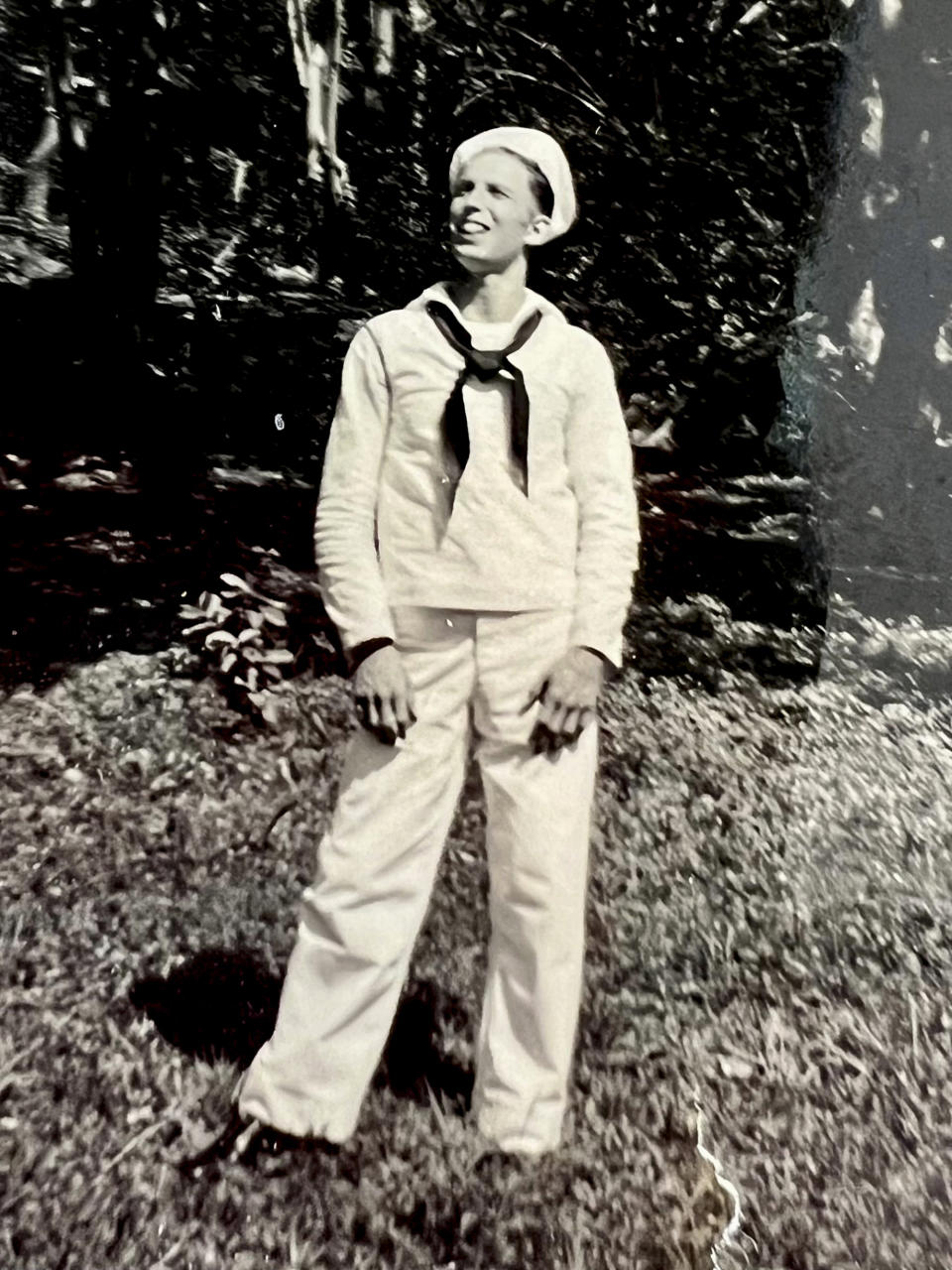 This undated photo provided by Mark Taylor shows Robert Taylor in his Navy uniform. Robert Taylor, of Auburndale, Fla., is believed to be one of the last two men alive of the 4,600 servicemen who between 1937 and 1942 served aboard the USS Yorktown, an aircraft carrier sunk by a Japanese submarine following the June 1942 Battle of Midway. (Courtesy of Mark Taylor via AP)