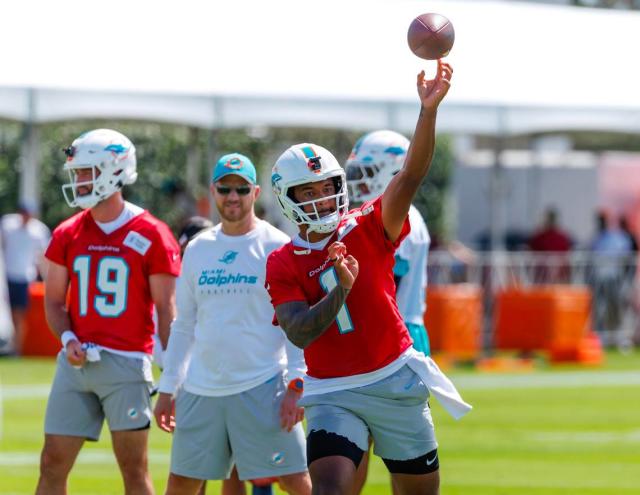 Miami Dolphins Training Camp Winners & Losers Ft. Tua Tagovailoa, Cam Smith  And Robbie Chosen 