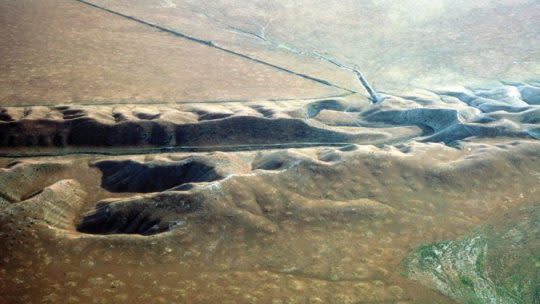 An eroded valley along the San Andreas fault in the Carrizo Plain. (USGS)