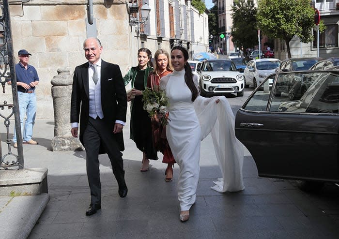 Teresa Revuelta Guerrero con el padrino