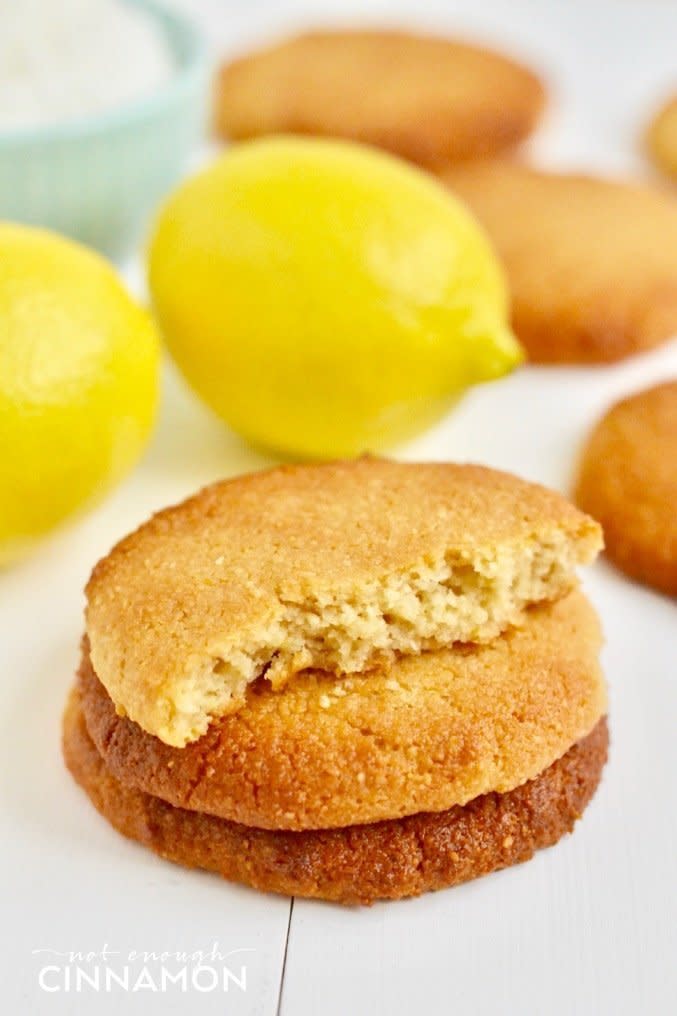 <strong>Get the <a href="http://notenoughcinnamon.com/2017/03/16/lemon-coconut-soft-cookies-paleo-vegan/" target="_blank">Lemon And Coconut Soft Cookies recipe</a>&nbsp;from&nbsp;Not Enough Cinnamon</strong>