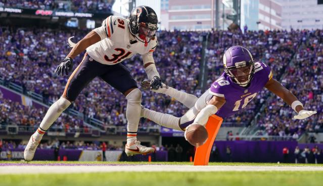 Minnesota Vikings at Chicago Bears: Predictions, picks and odds for NFL  Week 18 matchup