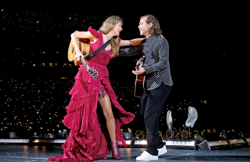 Taylor Swift, Aaron Dessner credit:Bang Showbiz