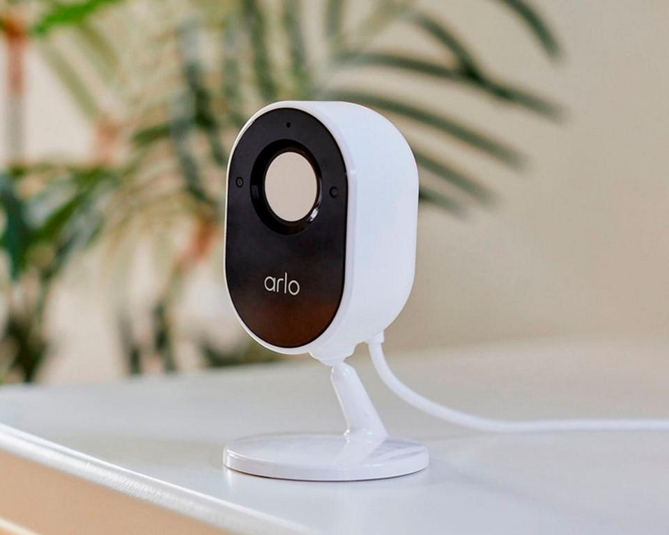 Arlo Essential Indoor Camera