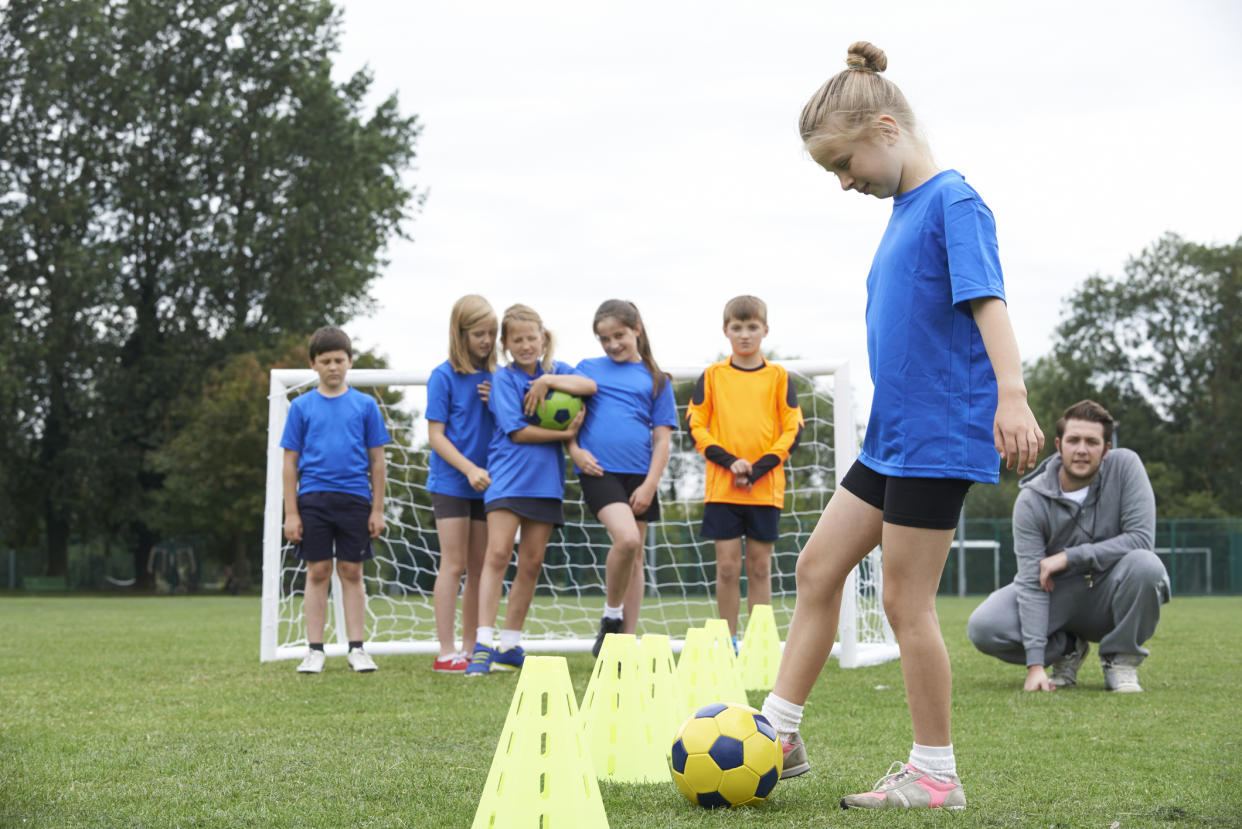 A mum is upset after her daughter’s PE teacher told her she needs to wear a bra [Photo: Getty]