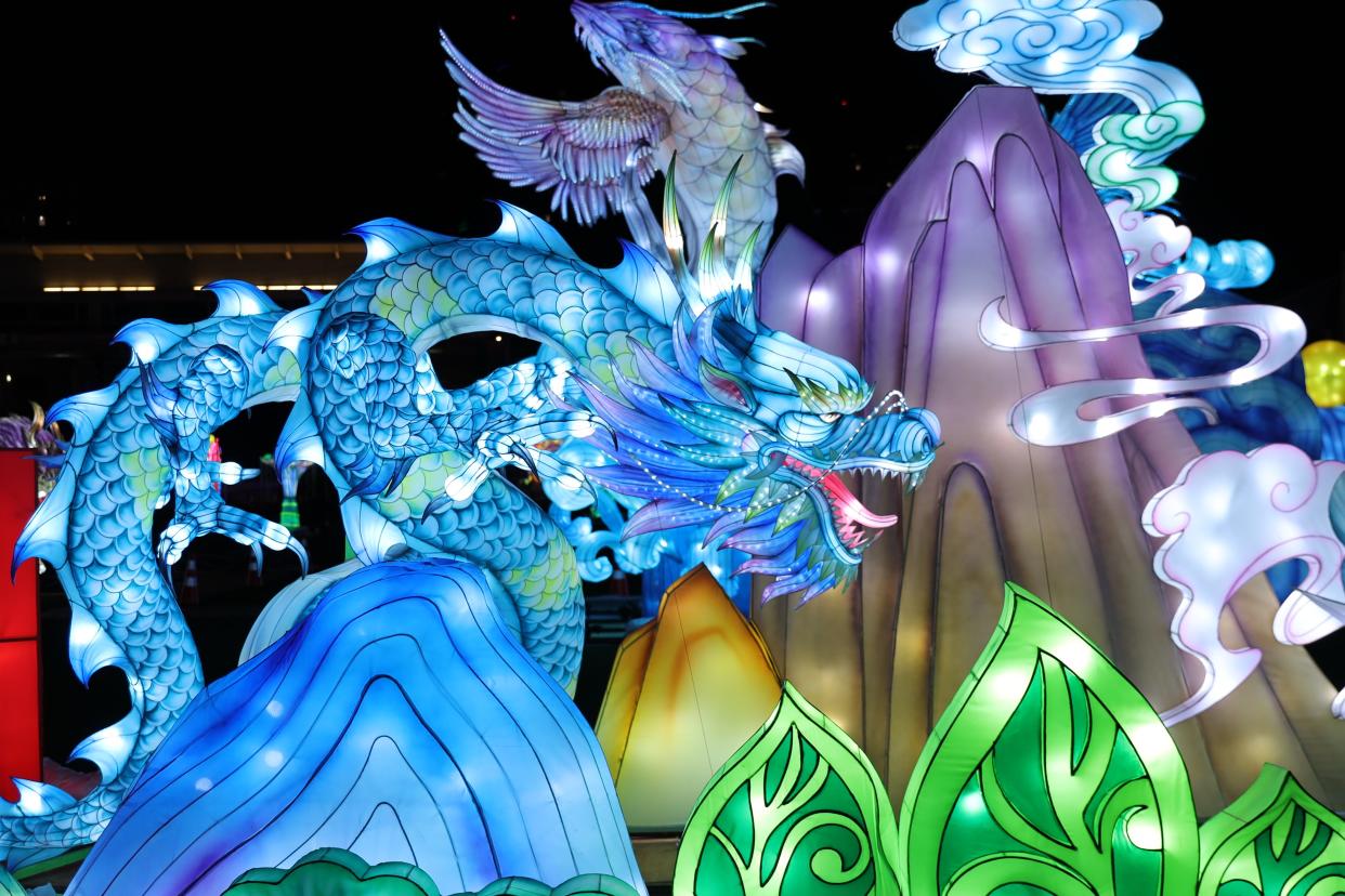 The Winter Lantern Festival returns to the American Dream Mall, with over 1,000 handmade lanterns.