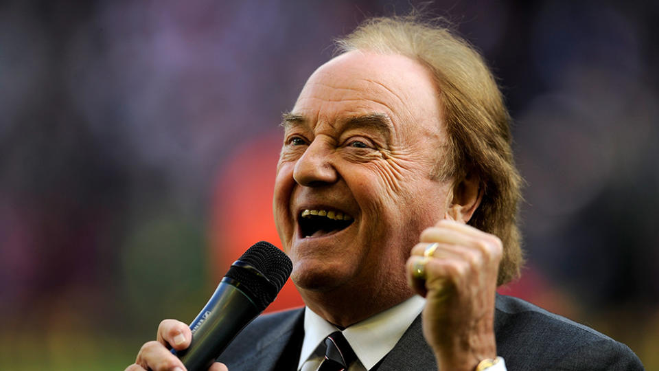 Gerry Marsden performs