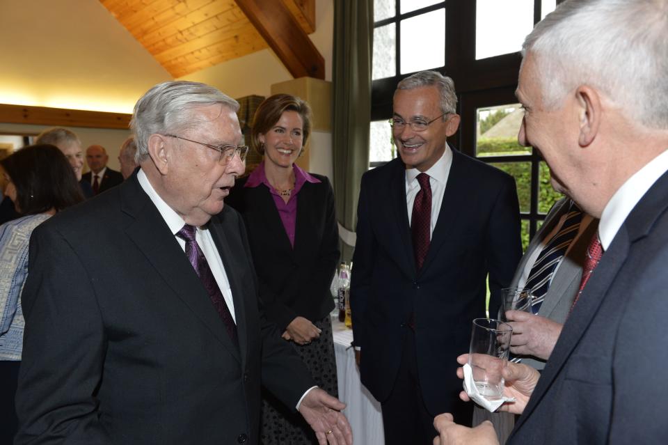 Elder M. Russell Ballard, Sister Jennifer Kearon and Elder Patrick Kearon speak to the Right Honorable Lindsay Hoyle in 2017.