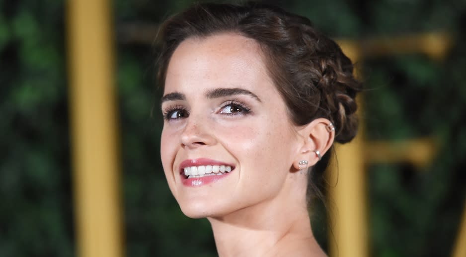Is Emma Watson’s dress blue or grey?! We need answers!
