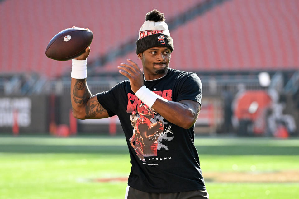 CLEVELAND, OHIO - OCTOBER 01: Deshaun Watson #4 of the Cleveland Browns warms up prior to a game against the Baltimore Ravens at Cleveland Browns Stadium on October 01, 2023 in Cleveland, Ohio. (Photo by Nick Cammett/Diamond Images via Getty Images)