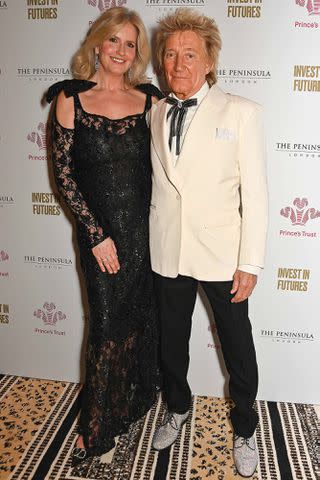 <p>Dave Benett/Getty</p> Penny Lancaster and Rod Stewart