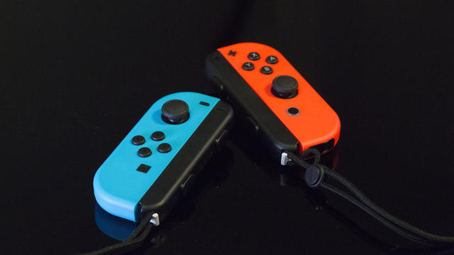 Mario Kart 8 local 2-player doesn't support JoyCon Grip