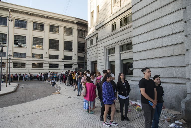 Las boleterías abrieron hoy a las 6 de la mañana