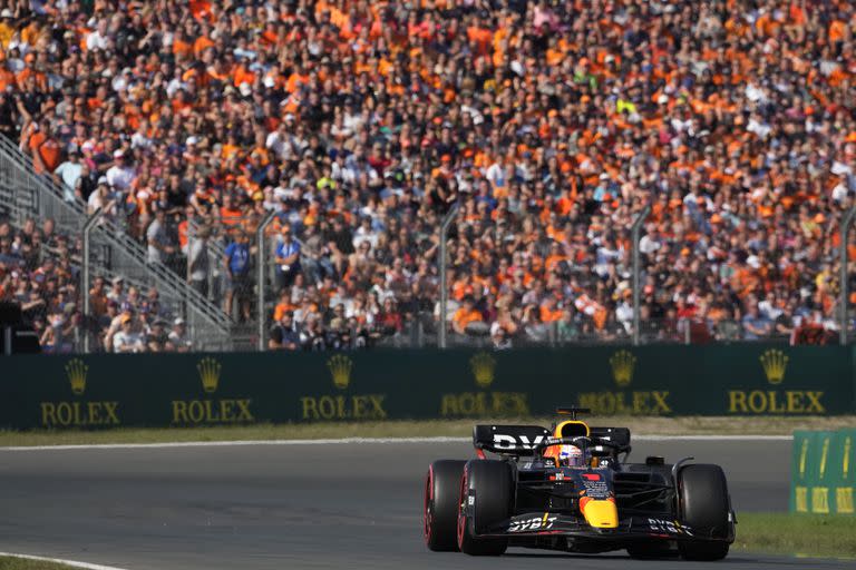 Campeón vigente, puntero del campeonato, piloto del mejor auto y local: Max Verstappen, de Red Bull, es amplio favorito para ganar el Gran Premio de Países Bajos de Fórmula 1, en Zandvoort.