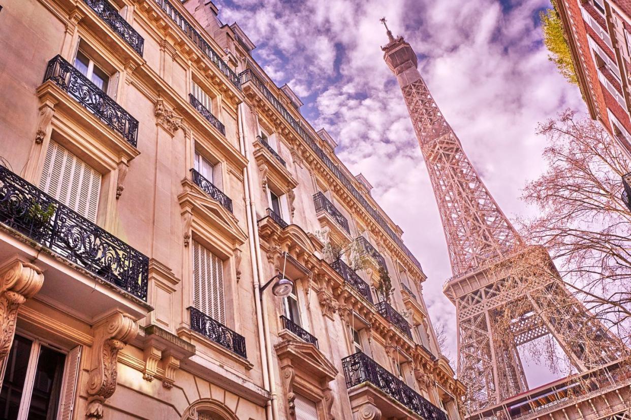 building in Paris near the Eiffel Tower