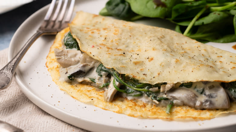 spinach turkey mushroom stuffed crepes 