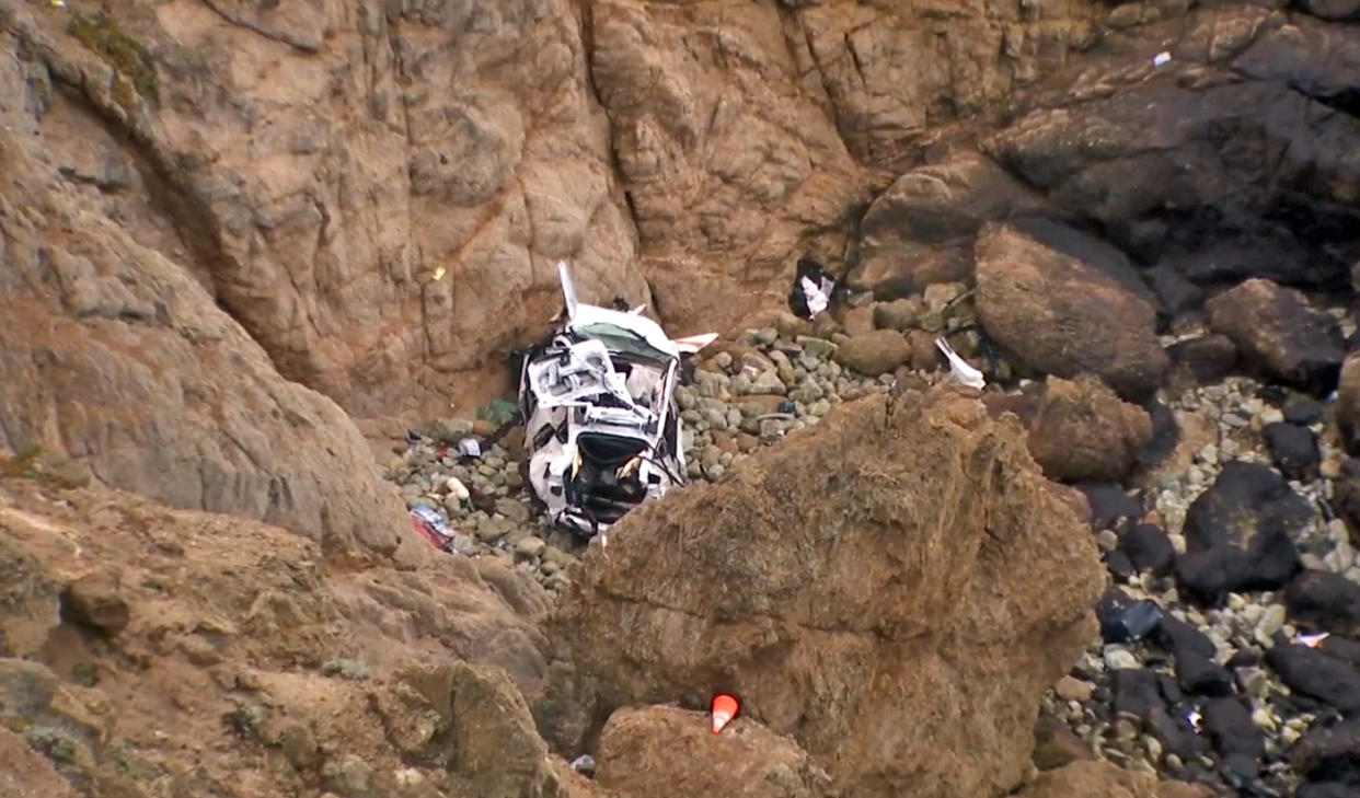 Aerial view of a Tesla that plunged over a cliff in San Mateo County.  (KNTV)