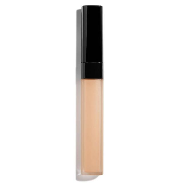 Nicole Kidman Uses This Brightening Concealer for Flawless