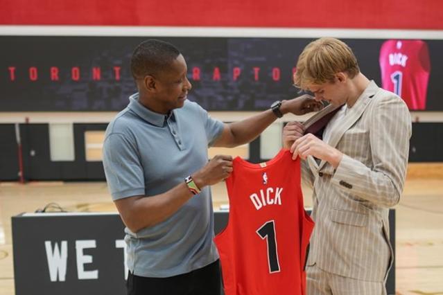 Toronto Raptors officially sign first-round draft pick Gradey Dick - The  Globe and Mail