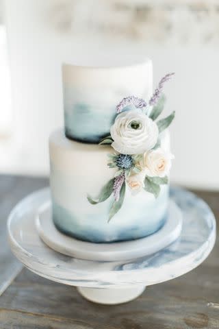 Easy Paper Flowers Cake Topper - Pretty Providence