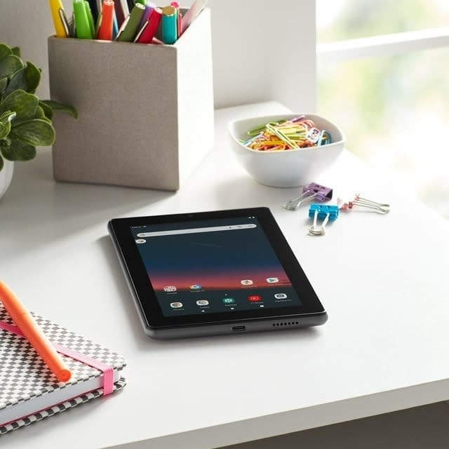 onn 7 inch tablet on desk