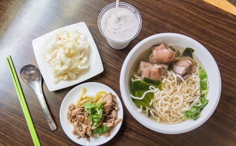 新北樹林｜青島藥燉牛肉麵