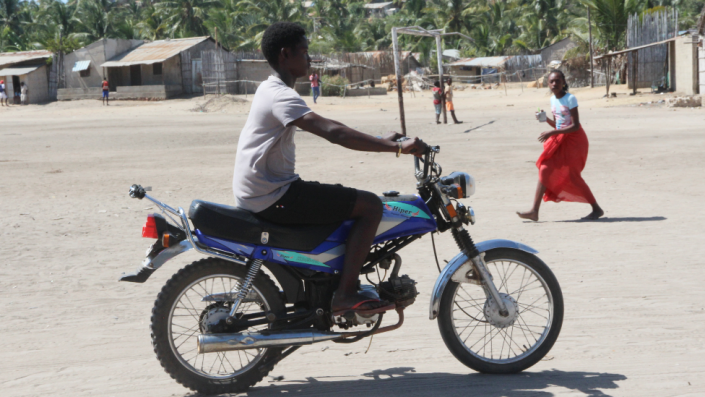 Pelé Bambina on a mota taxi in Pemba, Mozambique - May 2022