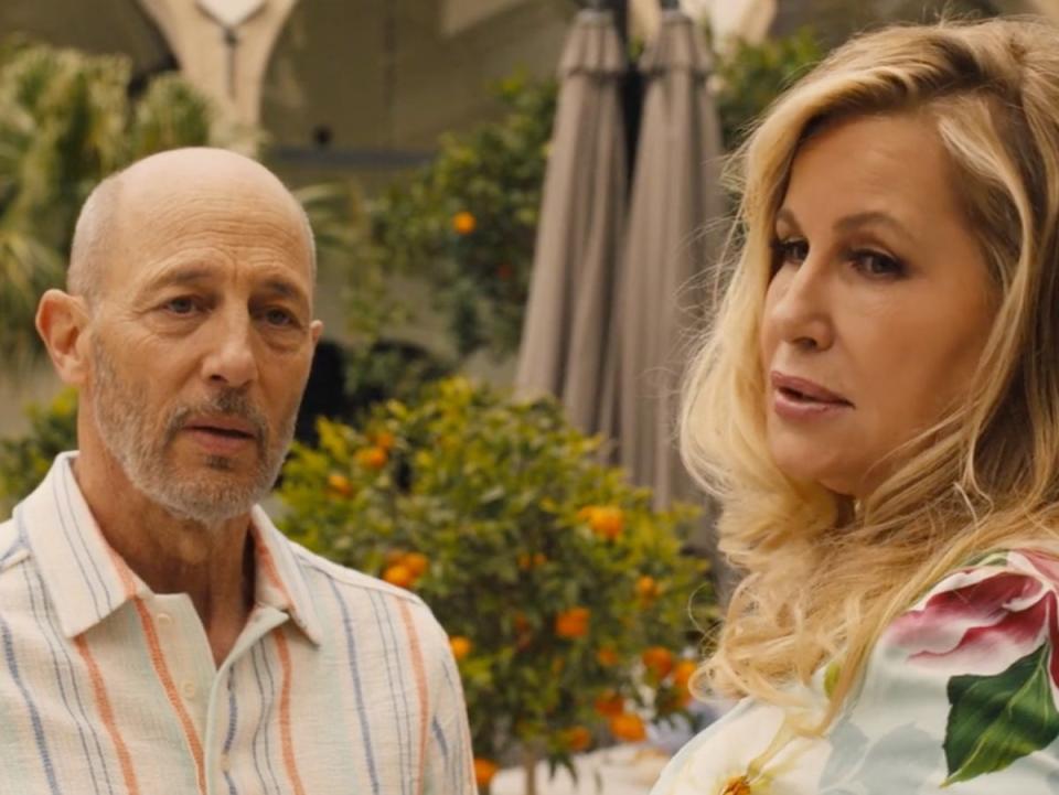 Jon Gries and Jennifer Coolidge in ‘The White Lotus’ (HBO)